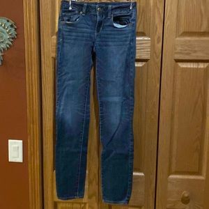 American Eagle size 2 jeans.